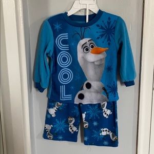 Disney 2t Olaf pajamas